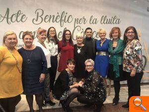 Paterna recauda 7.500 euros en la Cena Benéfica contra el Cáncer