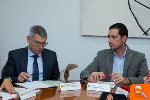 Policía Nacional y Local ponen en marcha en Mislata el plan de Comercio Seguro para Navidades