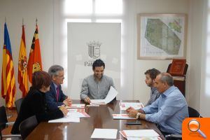 Paterna firma un convenio con Cruz Roja