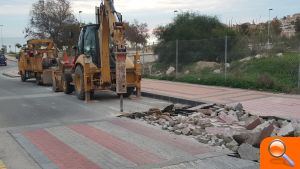El Ayuntamiento invierte 48.000 euros en la eliminación de los resaltos de tráfico peligrosos - (foto 5) El Ayuntamiento invierte 48.000 euros en la eliminación de los resaltos de tráfico peligrosos - (foto 5)